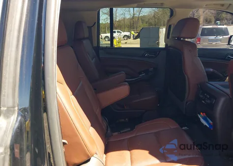 2016 Chevrolet Suburban Ltz z USA, uszkodzony, nr VIN 1GNSCJKC4GR426946